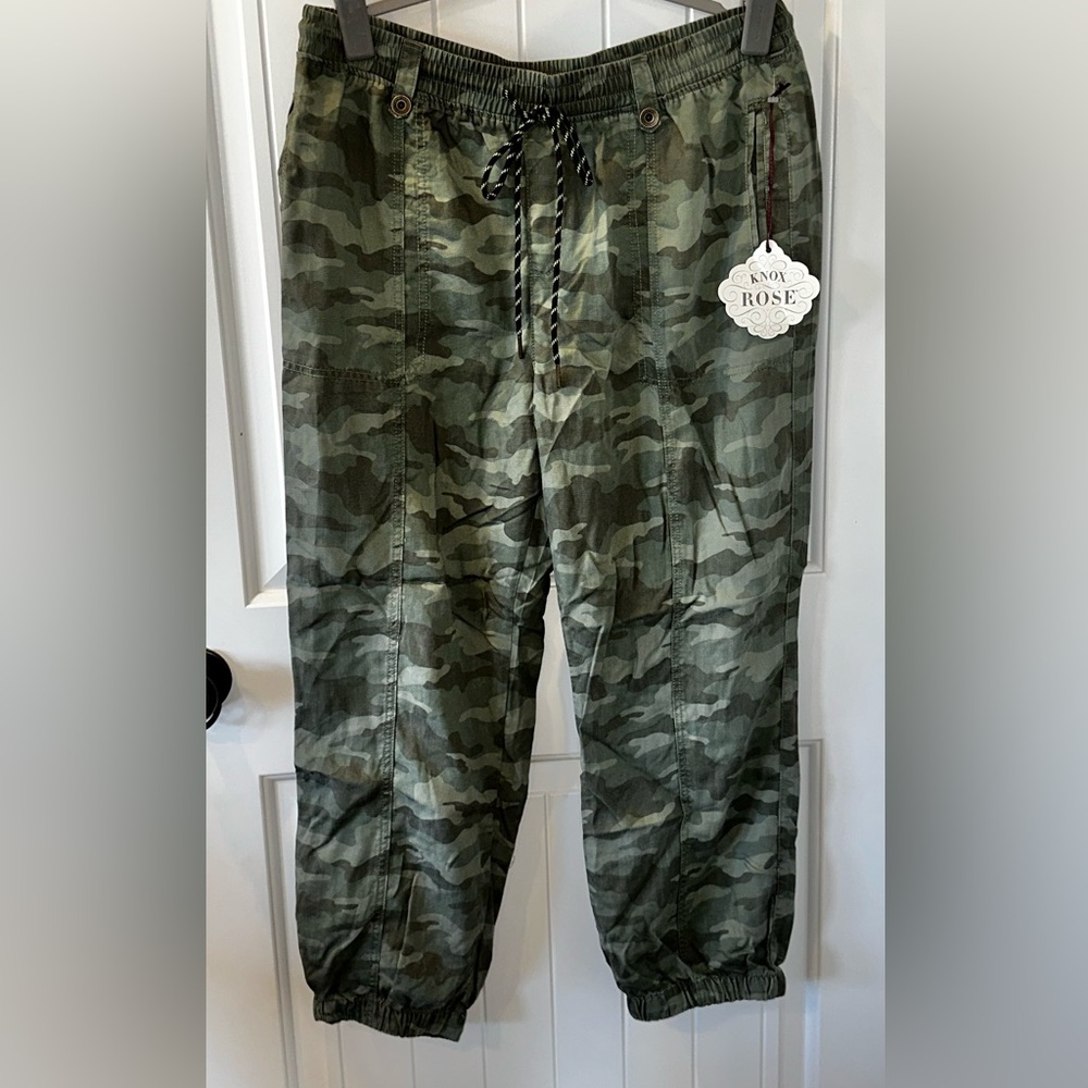 Knox Rose Olive Camo Joggers